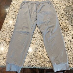 Lululemon Athletica Men's Gray Joggers